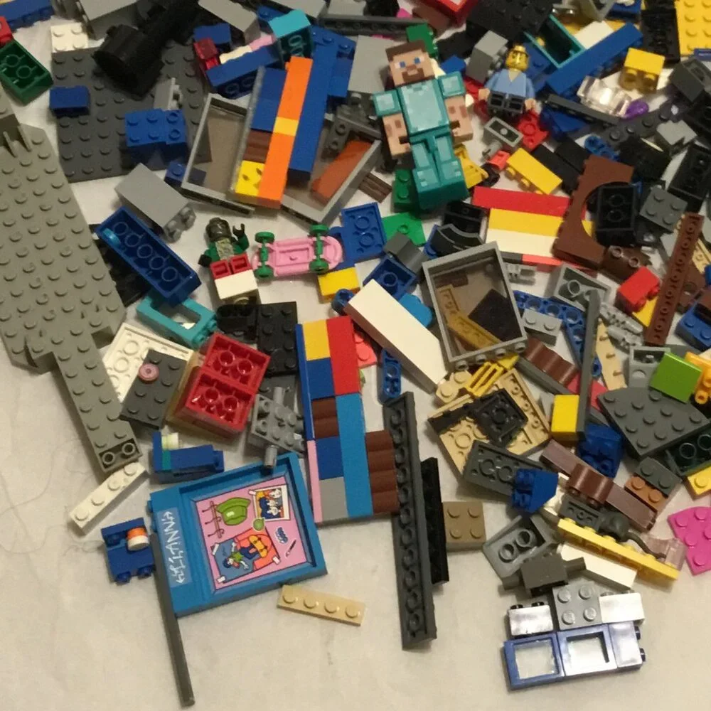 Great colorful lot of Lego pieces. A huge variety of pieces. - Picture 6 of 8